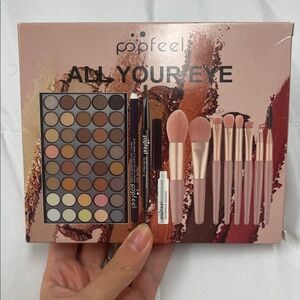 All Your Eye Makeup Set - Multi-Color